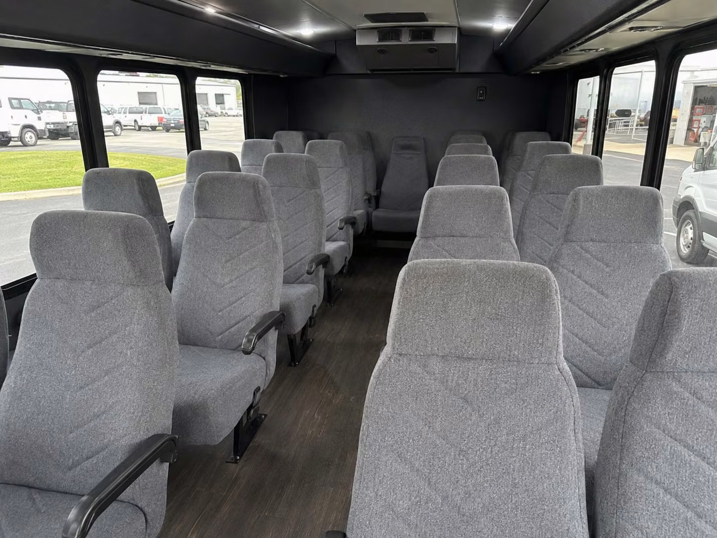 jersey city 15 passenger minibus rental
