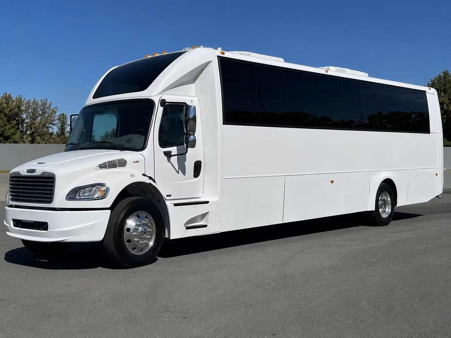party bus rentals for concerts at prudential center in newark